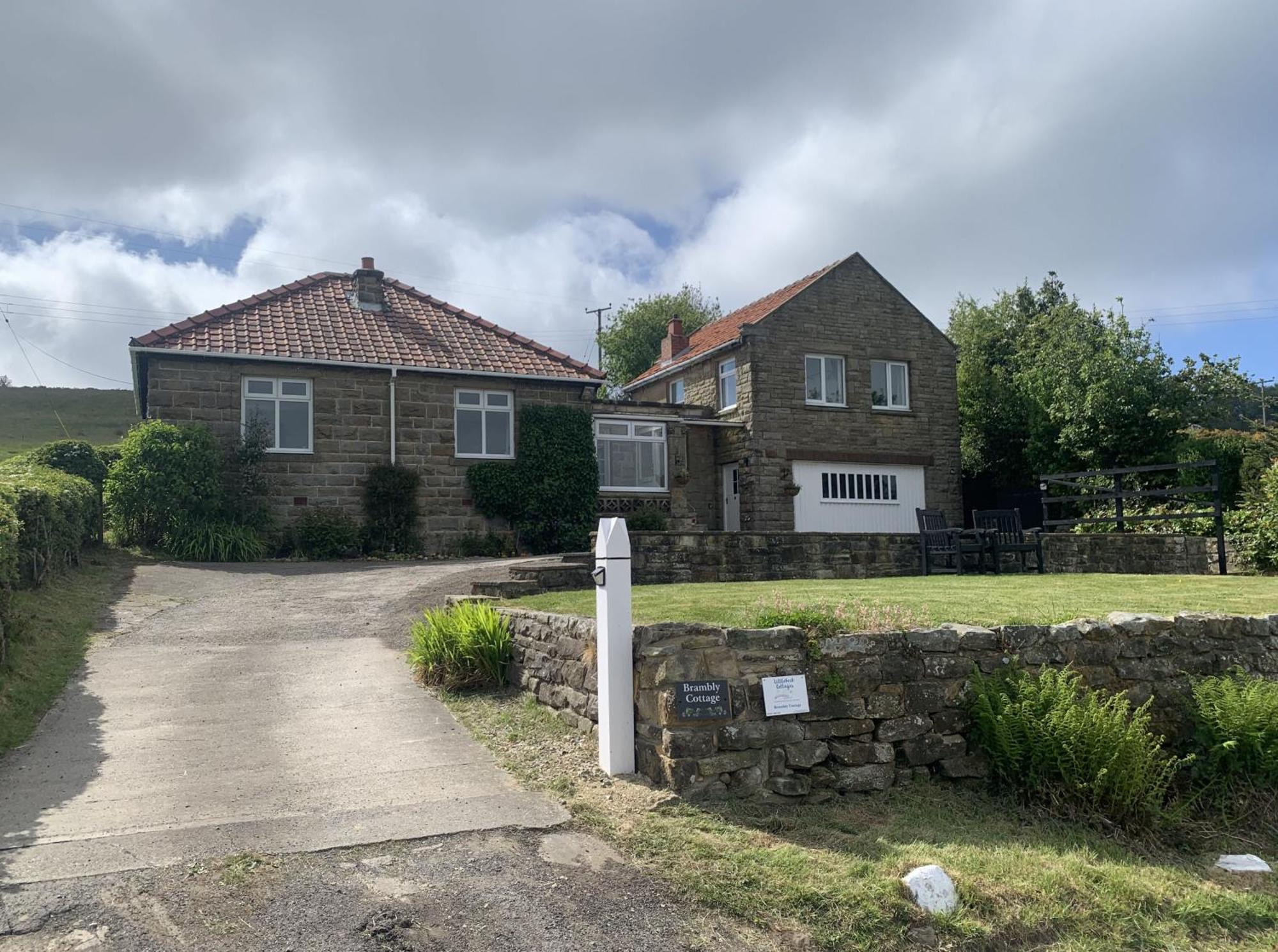 Brambly Cottage Whitby Exterior photo